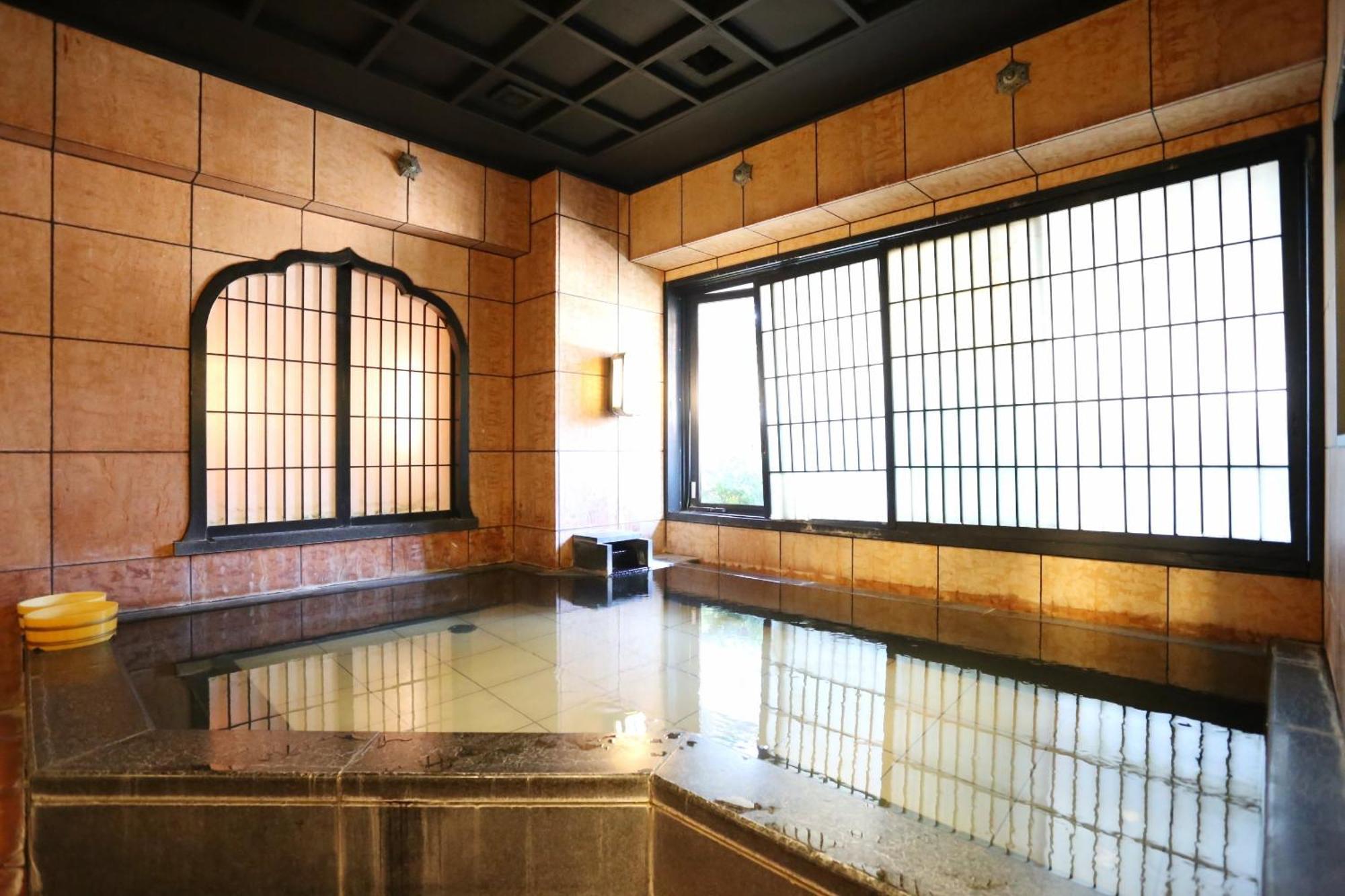 Hotel Castle Inn Suzuka Exterior photo